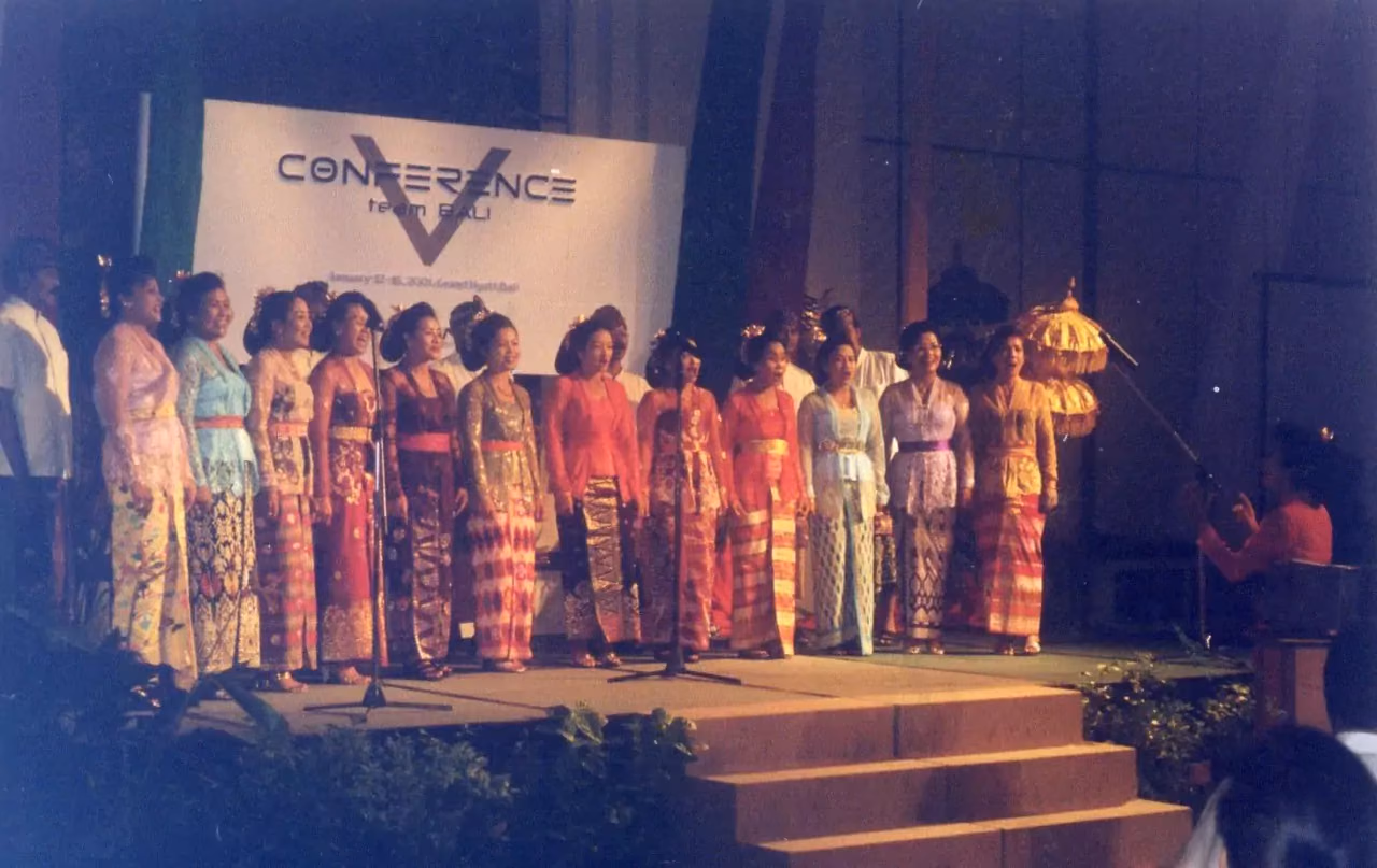 qnet-history-in-2001