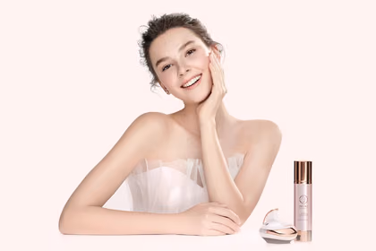 Yaza Parlayan Bir Cilt ile Girmek için: Physio Radiance
